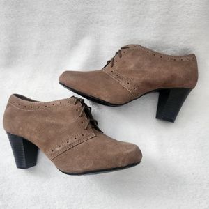 CLARKS Bendables‎ Women's Leather Suede Heeled Lace Up Ankle Bootie Tan Brown 9W